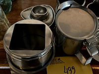 Lot 499 - inox melk suiker pers fruit eidop doos - afbeelding 2 van  5