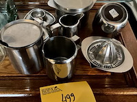 Lot 499 - inox melk suiker pers fruit eidop doos - afbeelding 5 van  5