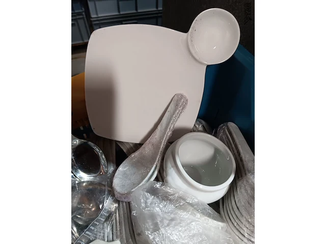 Lot 5 - amuseschoteltjes en lepels - afbeelding 2 van  3