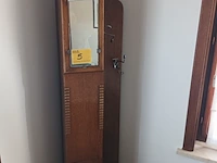 Lot 5 - art deco halkastje met kapstok
