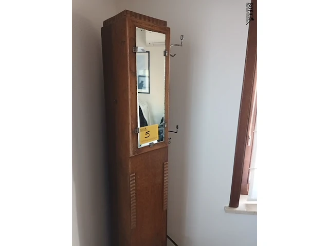 Lot 5 - art deco halkastje met kapstok - afbeelding 4 van  5