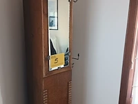 Lot 5 - art deco halkastje met kapstok - afbeelding 4 van  5