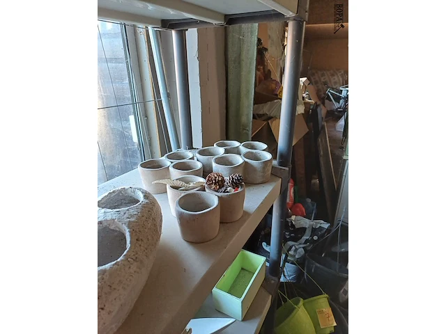 Lot 5 - bloempotjes en deco - afbeelding 4 van  6