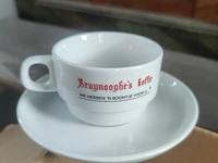 Lot 5 - bruynooghe's koffietassen en onderbordjes - afbeelding 2 van  2