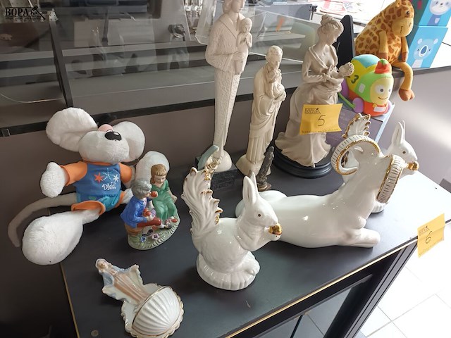 Lot 5 - decoratie. 14 stuks - afbeelding 1 van  4