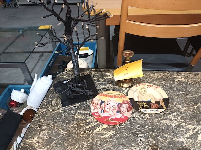 Lot 5 - decoratie. 4 stuks - afbeelding 1 van  4