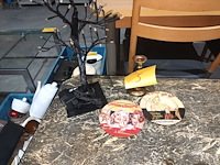 Lot 5 - decoratie. 4 stuks