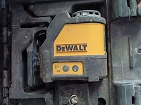 Lot 5 - dewalt laser met statief - afbeelding 2 van  4