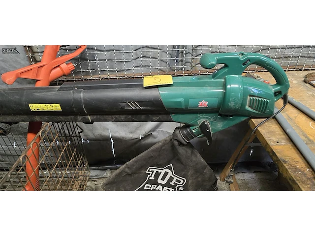 Lot 5 - kantmaaier, bladblazer en takkenschaar - afbeelding 2 van  7