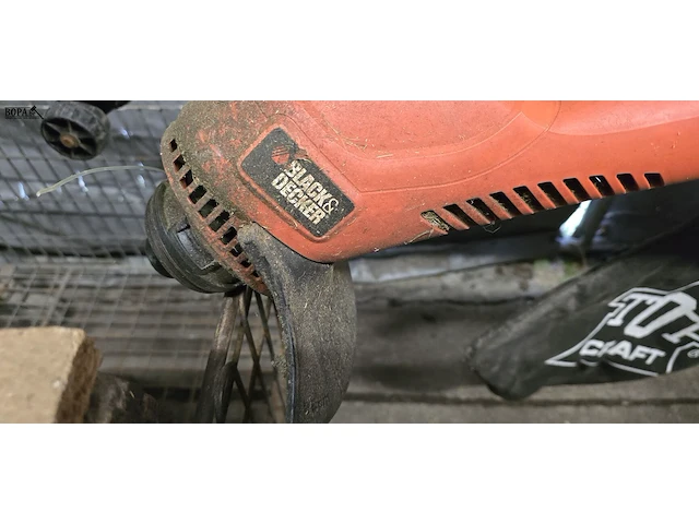 Lot 5 - kantmaaier, bladblazer en takkenschaar - afbeelding 6 van  7