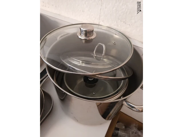 Lot 5 - kookpotten en pannen. 8 stuks - afbeelding 4 van  4