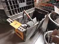 Lot 5 - materiaalkoffer - afbeelding 2 van  4