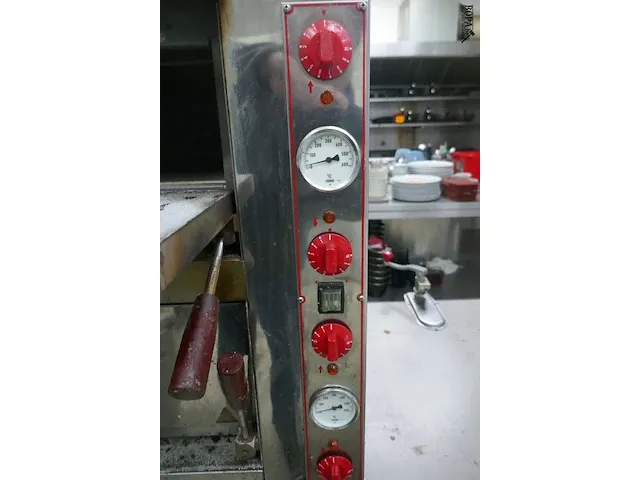 Lot 5 - pizza oven italforni - afbeelding 6 van  8