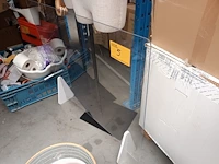 Lot 5 - plexi scherm - afbeelding 2 van  3