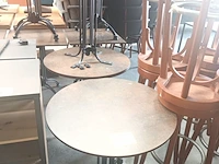 Lot 5 - ronde terrastafel. 3 stuks - afbeelding 3 van  3