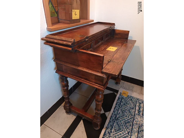 Lot 5 - secretaire - afbeelding 2 van  5