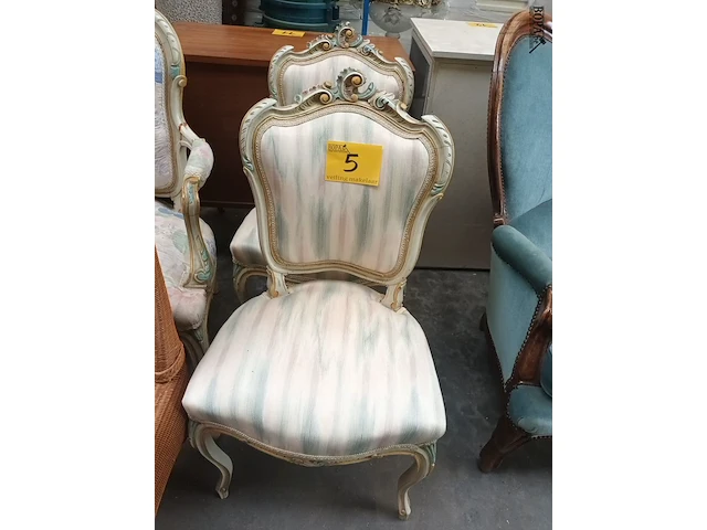 Lot 5 - stoel louis xv. 2 stuks - afbeelding 1 van  5