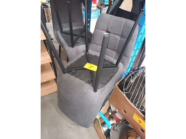 Lot 5 - stoelen. 4 stuks - afbeelding 3 van  3