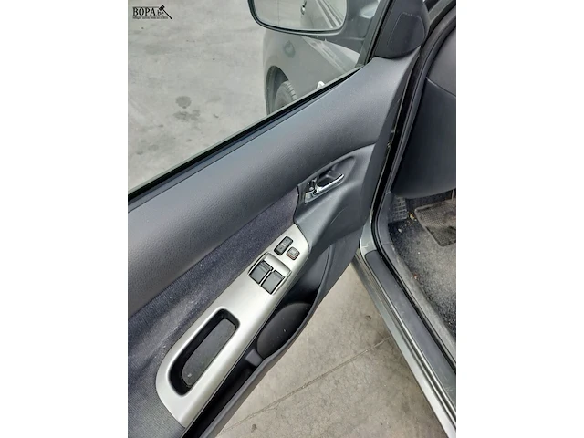 Lot 5 - toyota corolla (2003-chass.sb1jm28e80e079347) - afbeelding 3 van  20
