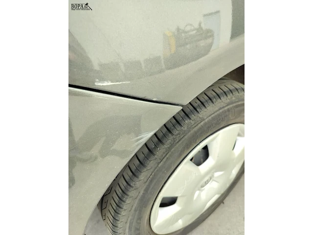 Lot 5 - toyota corolla (2003-chass.sb1jm28e80e079347) - afbeelding 9 van  20