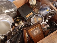 Lot 5 - trofeeën - afbeelding 2 van  3