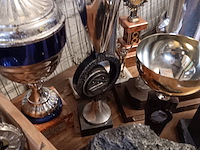 Lot 5 - trofeeën - afbeelding 3 van  3