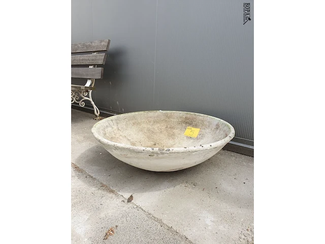 Lot 5 - vintage tuinschaal - afbeelding 4 van  4