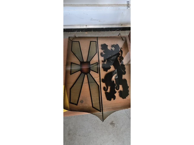 Lot 50 - brandglas 3 stuks - afbeelding 4 van  4