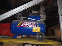 Lot 50 - compressor master mecanic - afbeelding 1 van  2