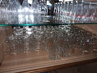 Lot 50 - glazen - afbeelding 2 van  3