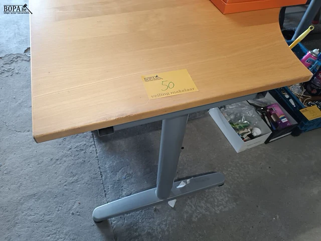 Lot 50 - hoekbureau - afbeelding 2 van  4