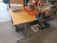 Lot 50 - hoekbureau - afbeelding 3 van  4