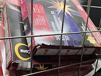 Lot 50 - inhoud rolcontainer lichtgevende kerst sterren - afbeelding 2 van  4