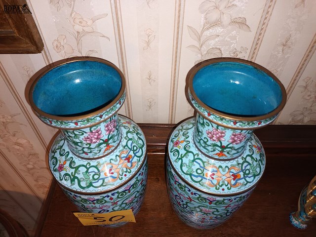 Lot 50 - koppel chinese vazen - afbeelding 3 van  5