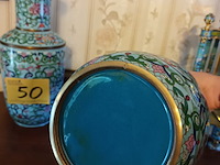 Lot 50 - koppel chinese vazen - afbeelding 5 van  5