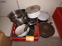 Lot 50 - lot kookpotten en pannen - afbeelding 1 van  3
