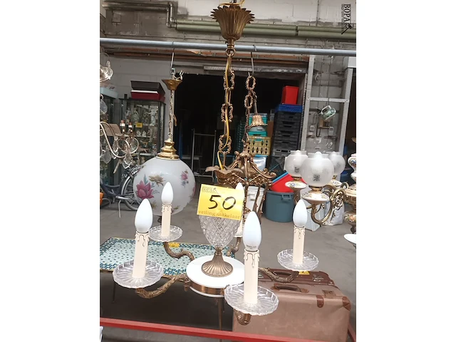 Lot 50 - luster - afbeelding 5 van  5