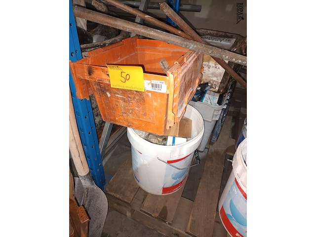 Lot 50 - materiaal voor sanitair - afbeelding 1 van  4