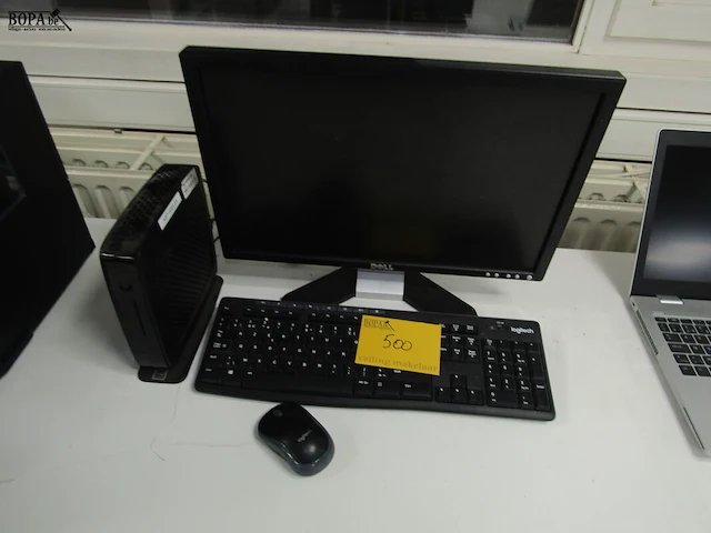 Lot 500 - pc met toebehoren - afbeelding 1 van  2
