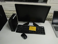 Lot 500 - pc met toebehoren - afbeelding 1 van  2