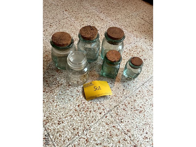 Lot 502 - bokalen met stop in kurk, 6 stuks - afbeelding 1 van  2