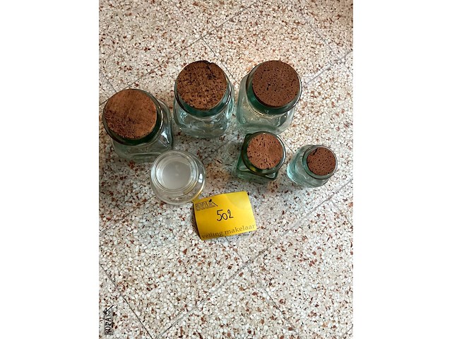 Lot 502 - bokalen met stop in kurk, 6 stuks - afbeelding 2 van  2
