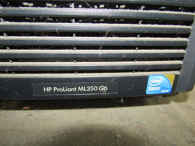 Lot 502 - pc met toebehoren - afbeelding 3 van  3