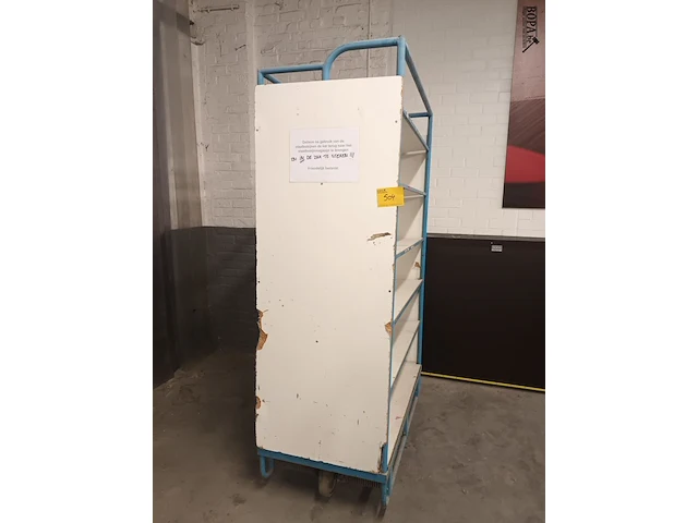 Lot 504 - metalen transportkar - afbeelding 1 van  3