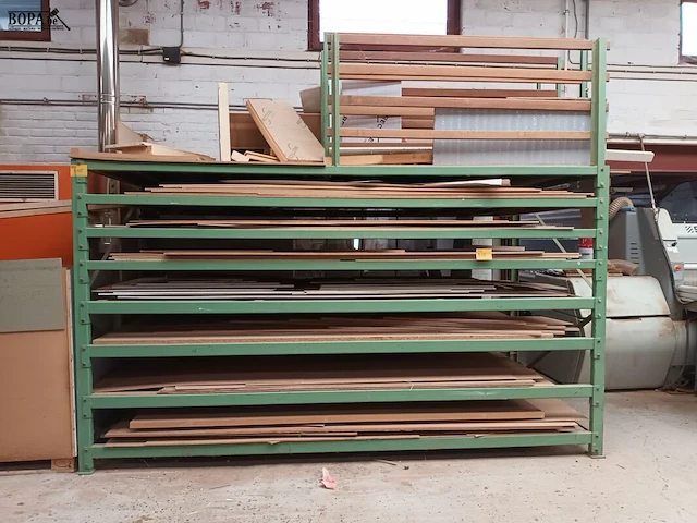 Lot 505 - metalen rek voor panelen - afbeelding 1 van  4