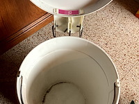 Lot 506 - brabantia afvalemmertje 12 l inhoud met stoffer en blik - afbeelding 4 van  4