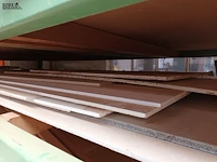 Lot 506 - lot panelen. inhoud rek - afbeelding 3 van  4