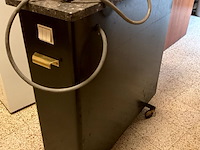 Lot 508 - verwarmingsradiator electrisch - afbeelding 5 van  5