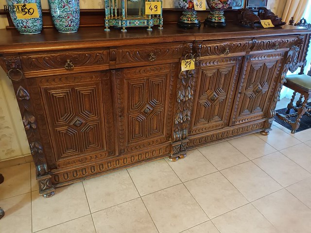 Lot 51 - dressoir kast - afbeelding 1 van  7