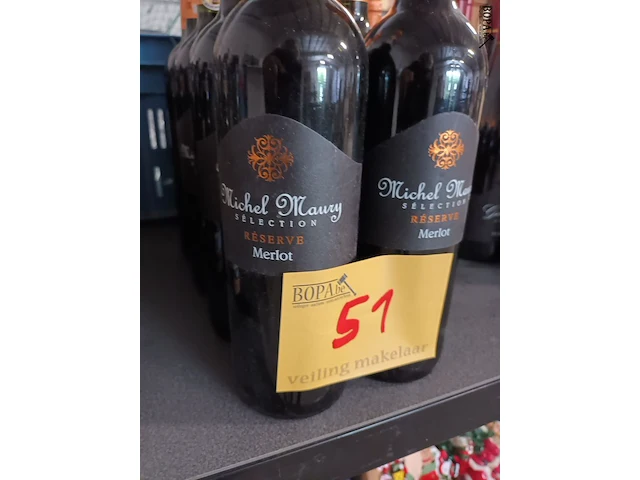 Lot 51 - flessen merlot michel maury. 9 stuks - afbeelding 2 van  3